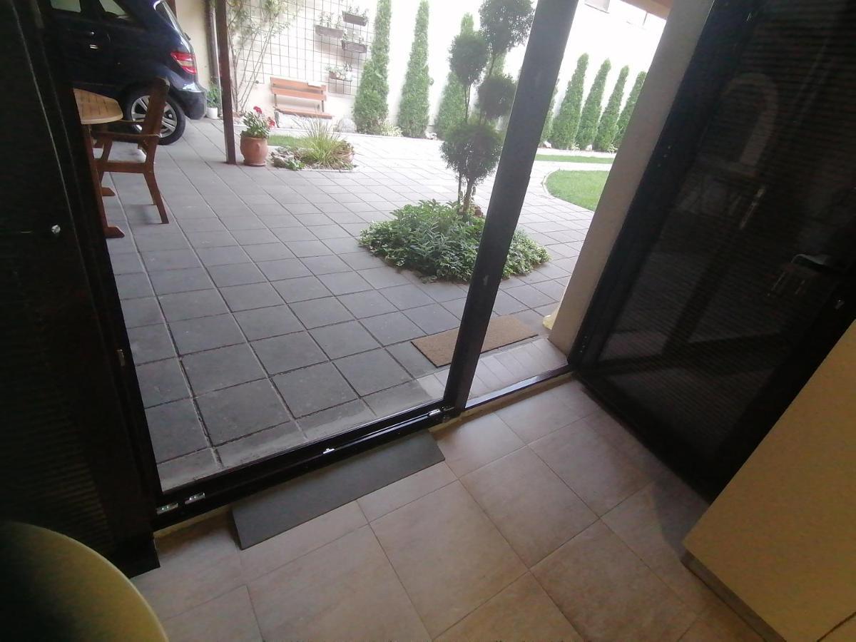 Apartments Sofija Nisz Zewnętrze zdjęcie