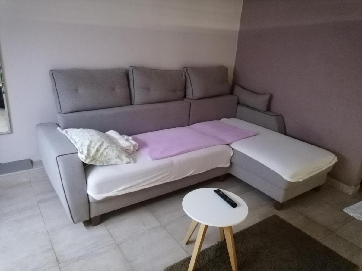 Apartments Sofija Nisz Zewnętrze zdjęcie