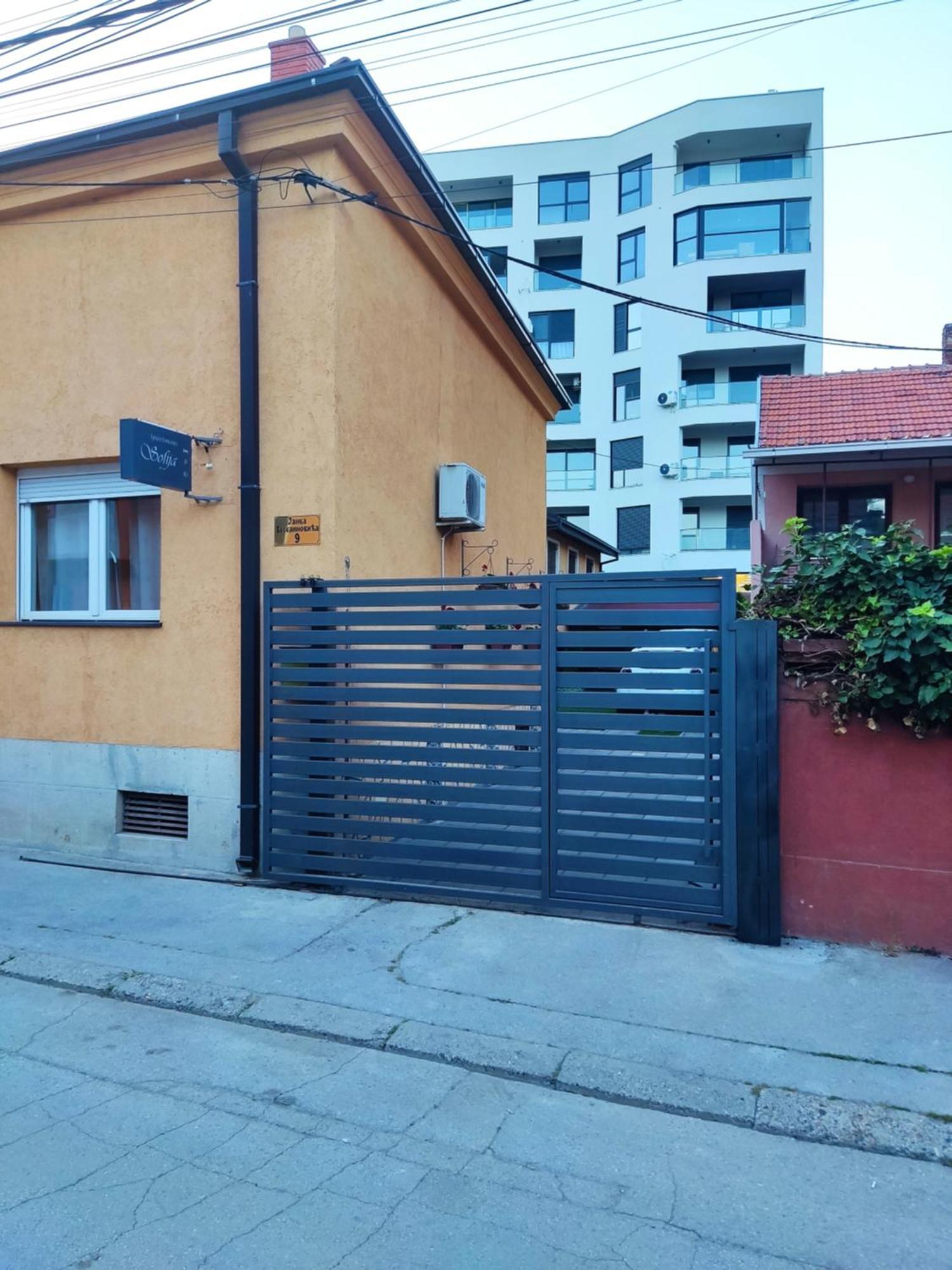 Apartments Sofija Nisz Zewnętrze zdjęcie