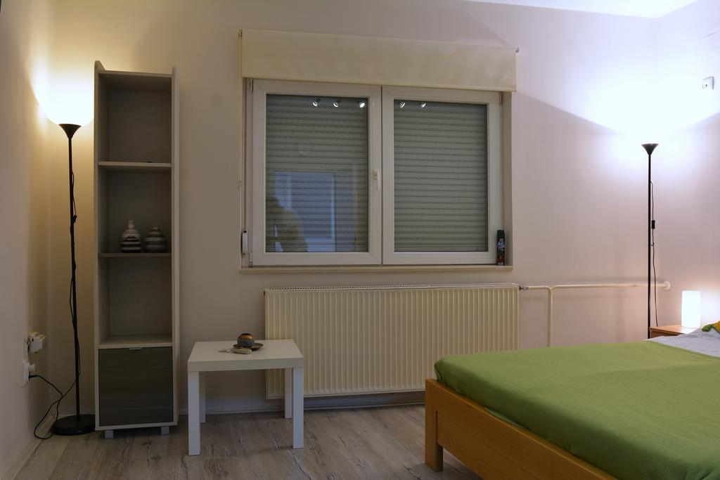 Apartments Sofija Nisz Zewnętrze zdjęcie