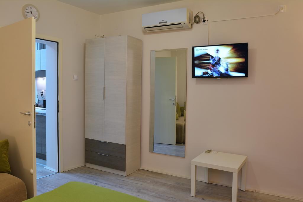 Apartments Sofija Nisz Zewnętrze zdjęcie