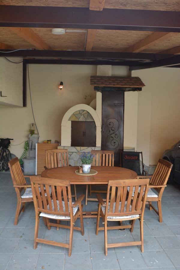 Apartments Sofija Nisz Zewnętrze zdjęcie