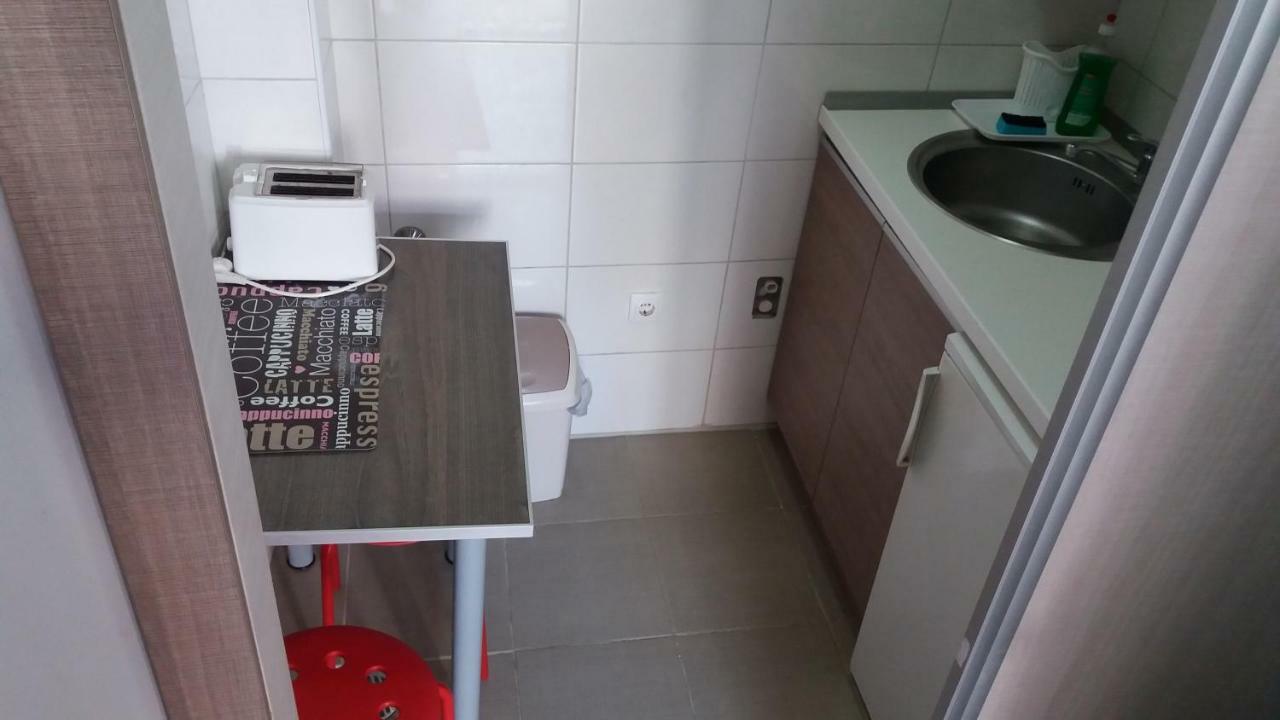 Apartments Sofija Nisz Zewnętrze zdjęcie